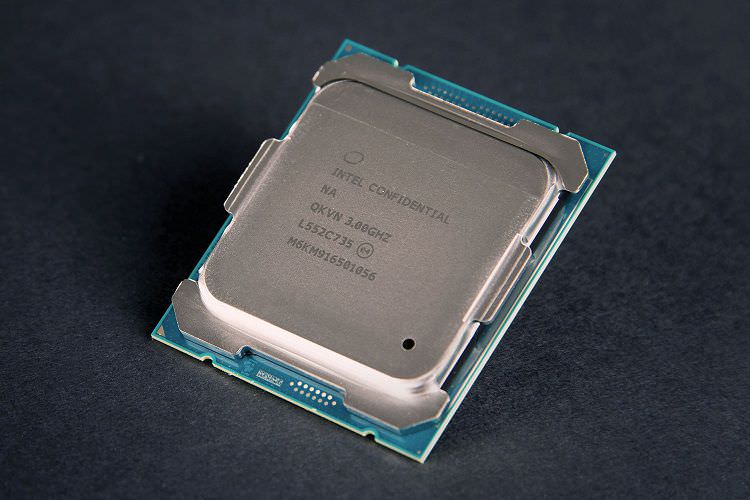 Core i7 6950X قویترین پردازنده برای پی سی در حال حاضر