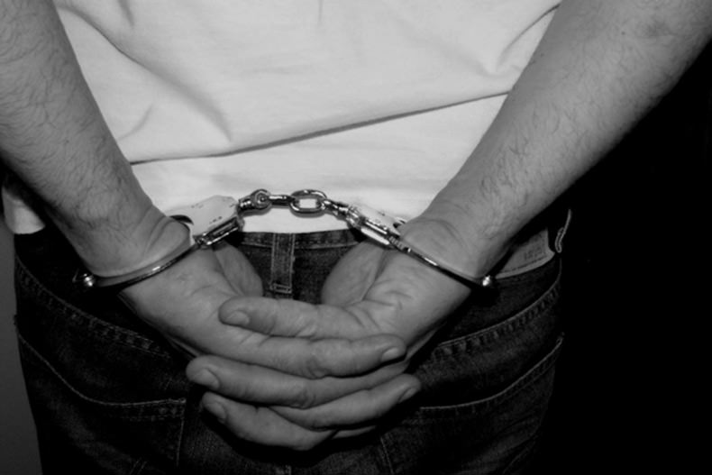 ۵ سال زندان، عاقبت تماس دروغین با پلیس ‌ویژه برای دستگیری یک گیمر
