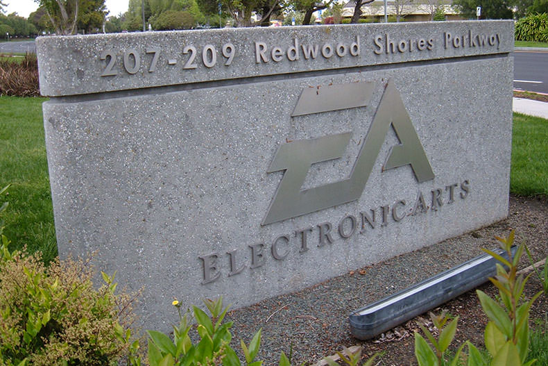شرکت الکترونیک آرتز تعدادی از بازی‌های خود را از اپ استور حذف کرد