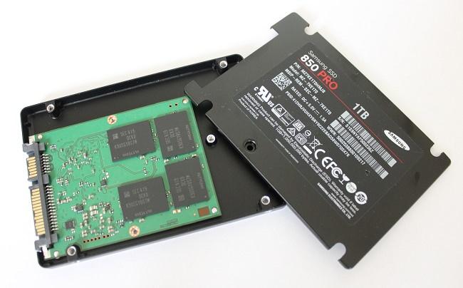 نمای داخلی درایو SSD مدل SAMSUNG 850 PRO
