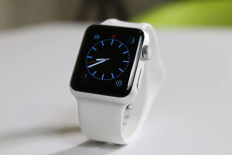 بررسی ویدیویی زومیت از اپل واچ (Apple Watch)