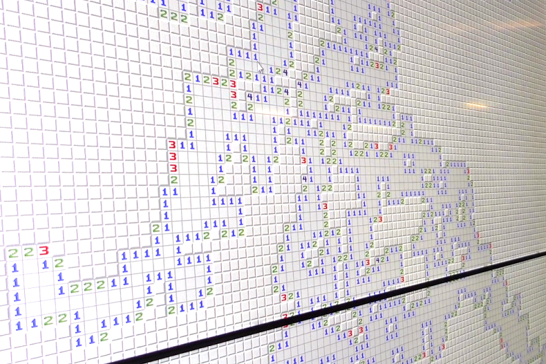 تماشا کنید: عظیم‌ترین نسخه Minesweeper جهان