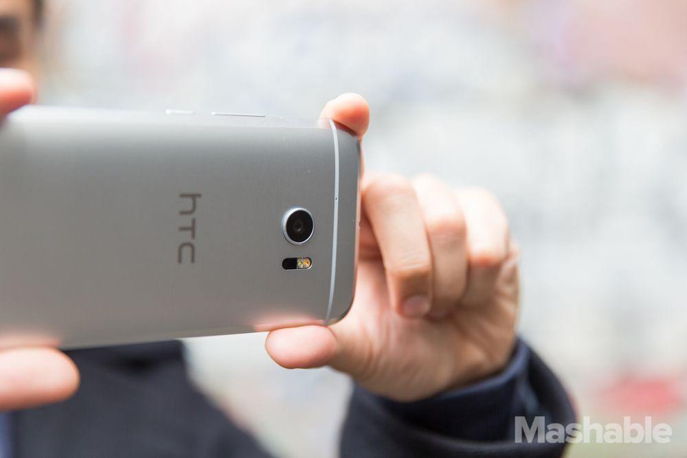 HTC از HTC 10 رونمایی کرد