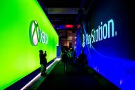 واکنش مایکروسافت به عرضه زودتر DLCها روی پلی استیشن 4: سونی چک‌ های بیشتری می‌ نویسد