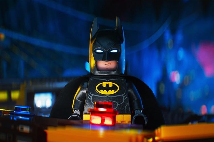 بیلی دی ویلیامز صداپیشه شخصیت دو چهره در انیمیشن The LEGO Batman Movie خواهد بود