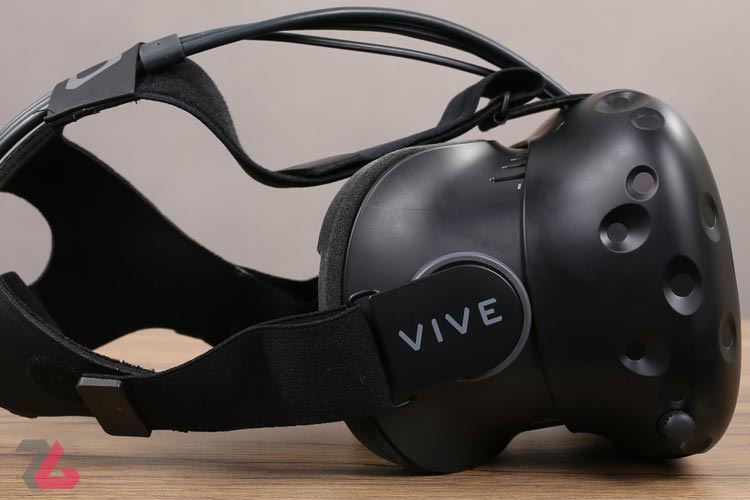 هدست HTC Vive فردا ۱۰۰ دلار ارزان‌تر خواهد بود