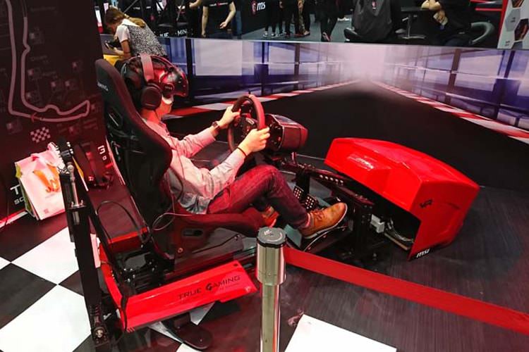 MSI سیستمی برای بازی های اتومبیل رانی واقعیت مجازی معرفی کرد