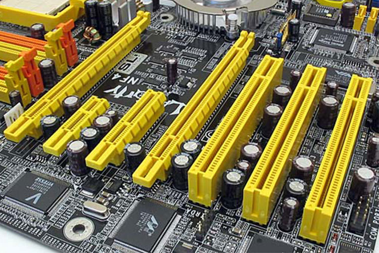 Pci e 4.0. PCIE 4.0 x16. PCI Express 4.0 видеокарты. Шина PCI Express 4.0. PCI Express 4.0 Slot.