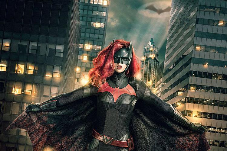 اولین تصاویر و پوستر سریال Batwoman منتشر شد