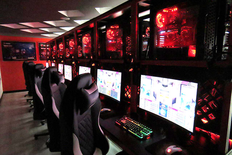 مرکز بازی های رایانه ای تکاف Tec Caf