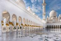 چرا شیخ زاید زیباترین مسجد در امارات است؟