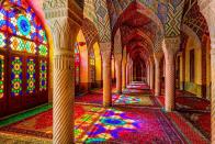با زیباترین مسجد رنگی شیراز آشنا شوید
