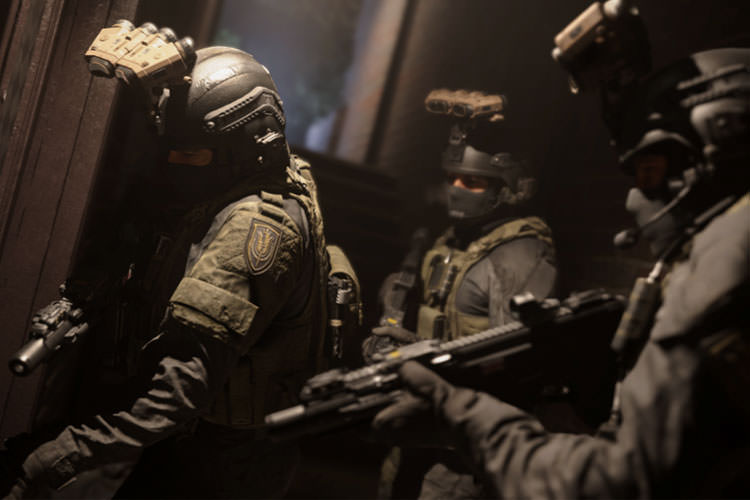 قابلیت تعویض خشاب حین هدف گیری به بازی COD: Modern Warfare اضافه می‌شود