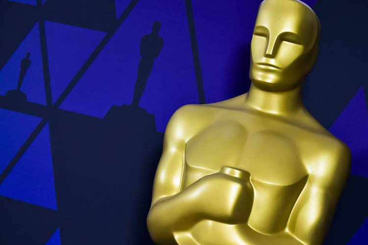مجسمه طلایی و بزرگ اسکار، جایزه سینمایی آکادمی علوم و هنرهای سینما