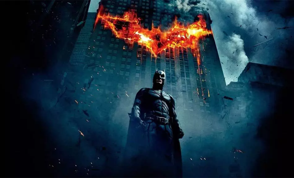 کریستین بیل در سه‌گانه‌ی شوالیه‌ی تاریکی از مجموعه‌‌ی سینمایی batman