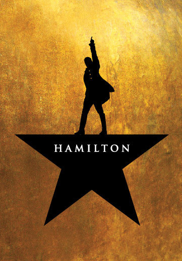 فیلم موزیکال Hamilton/همیلتون دیزنی پلاس با تصویر یک ستاره ناقص جلوی بک گراند طلایی