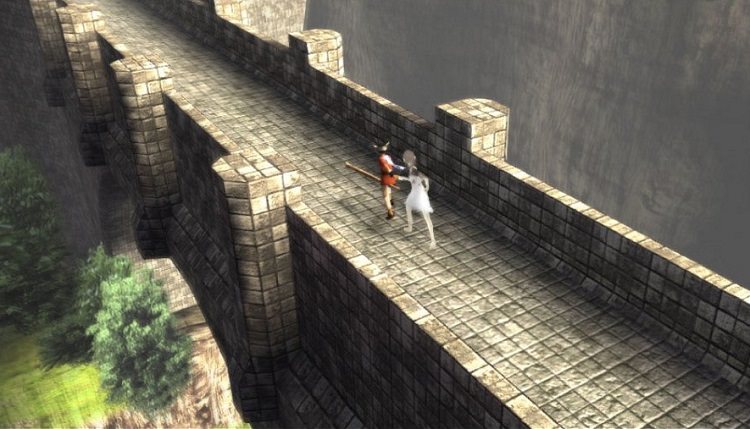 همراهی Ico و Yorda با یکدیگر بر روی پل از دید سوم شخص بدون نمایش عناصر گرافیکی جدا از جهان بازی 