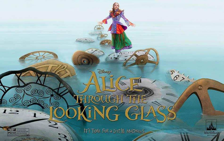 شخصیت آلیس روی قطعات شناور یک ساعت در فیلم Alice Through the Looking Glass 2016