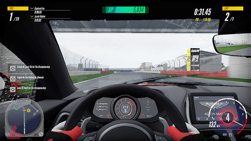 نمای داخل ماشین و رانندگی در هوای بارانی در بازی Project CARS 3
