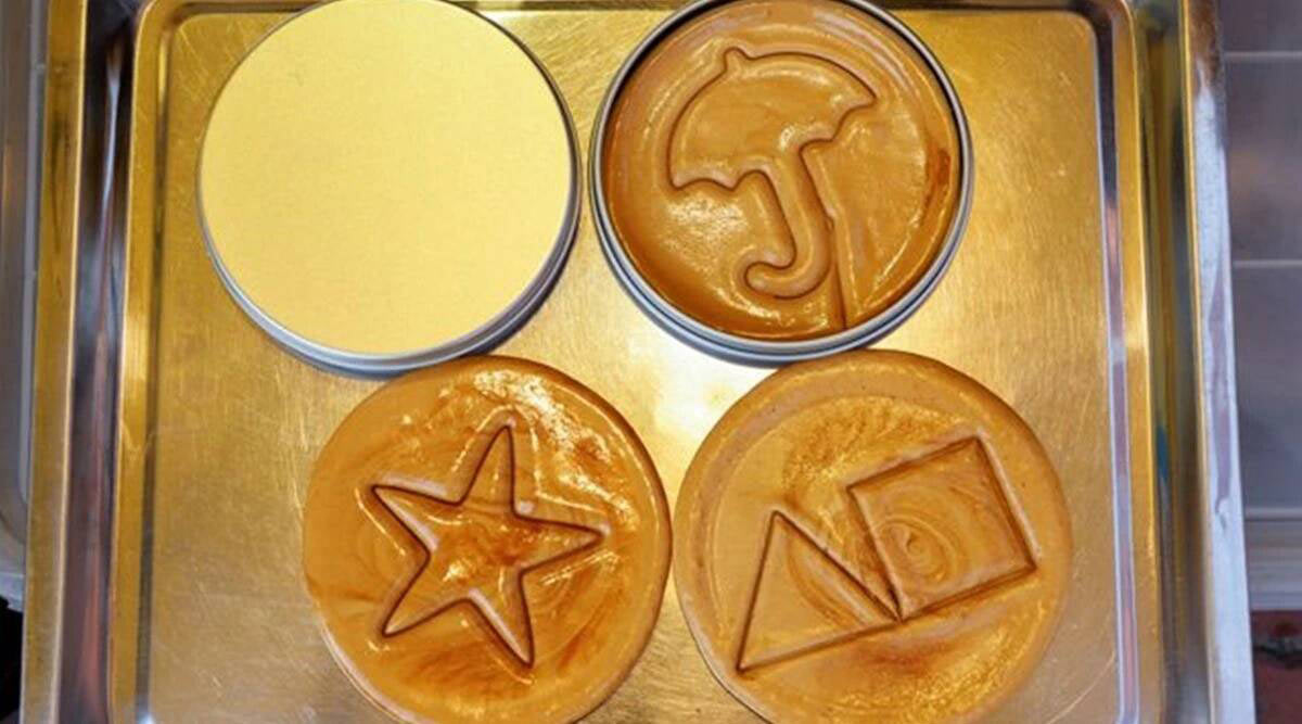 اشکال مختلف حکاکی شده روی شیرینی دالگونا
