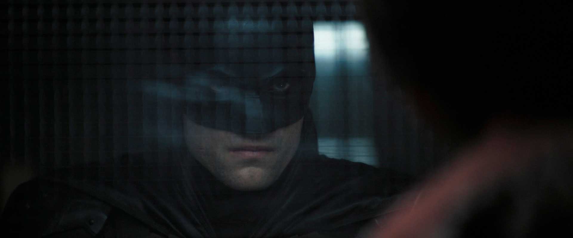 بروس وین در برابر زندانی در فیلم The Batman، محصول سال ۲۰۲۲ میلادی