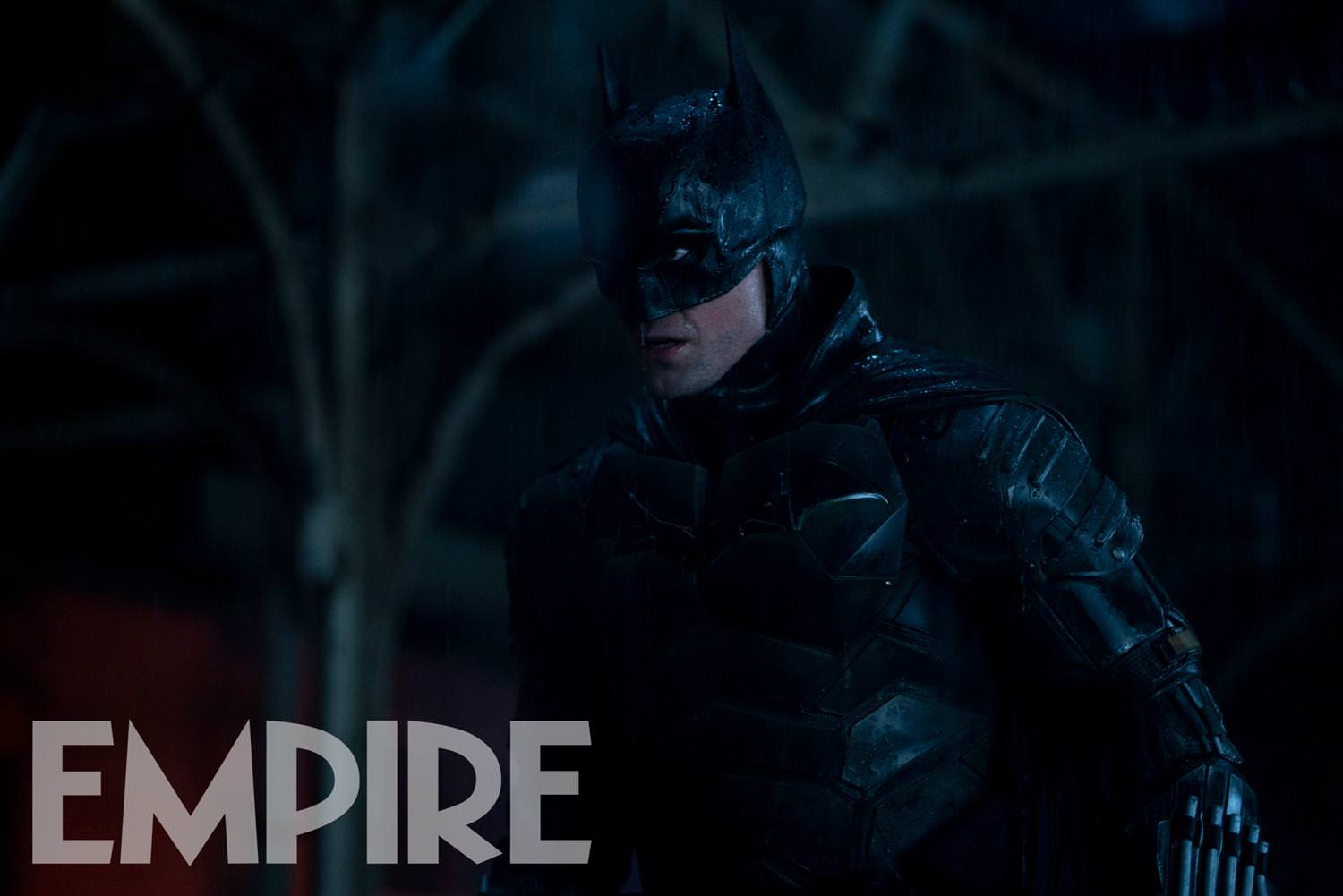 رابرت پتینسون در نقش بتمن در یک مکان تاریک در فیلم The Batman