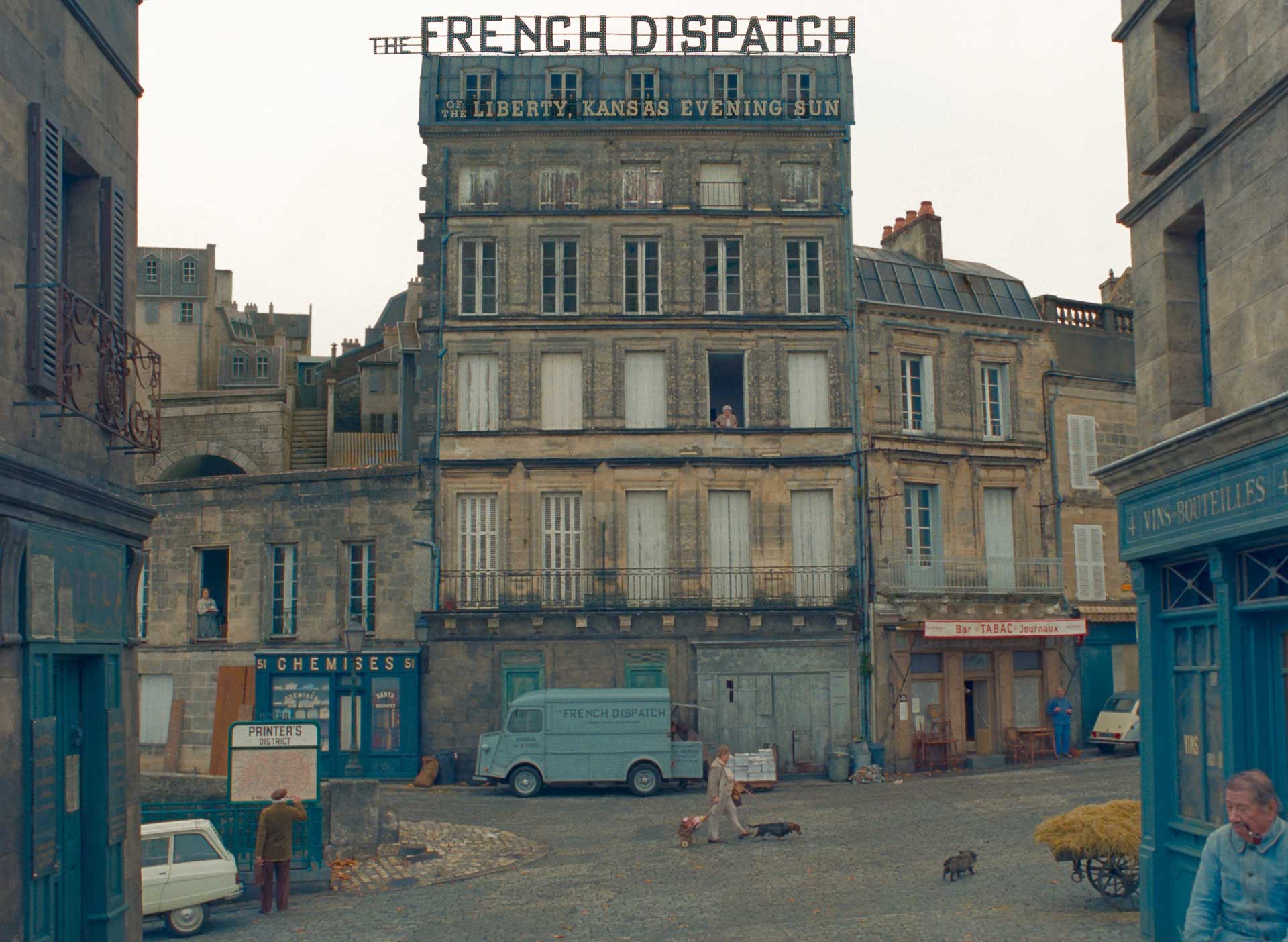 فیلم پرستاره گزارش فرانسوی وس اندرسون با بازی سیرشا رونان و فرانسیس مک درومند، یکی از بهترین فیلم های ۲۰۲۱
