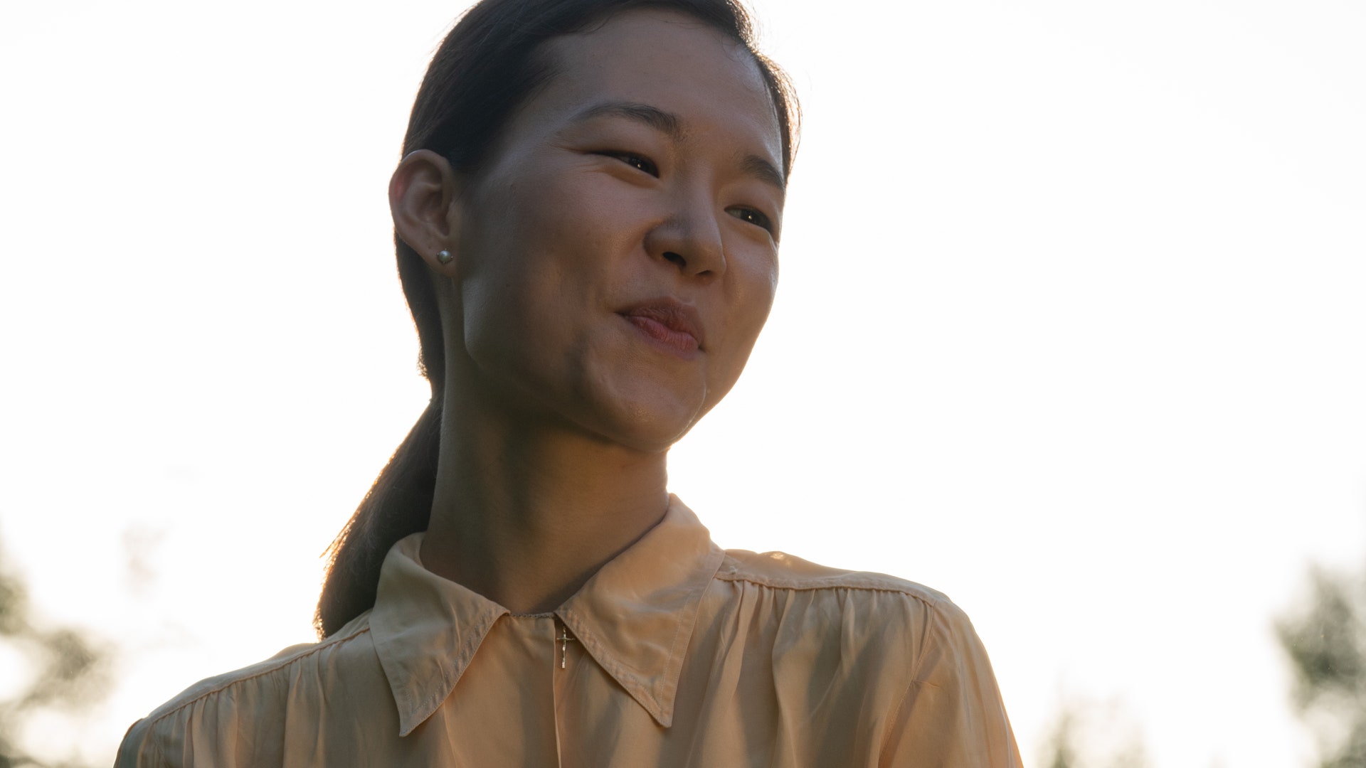 هان یه-ری در نقش مونیکا همسر جیکوب در فیلم Minari