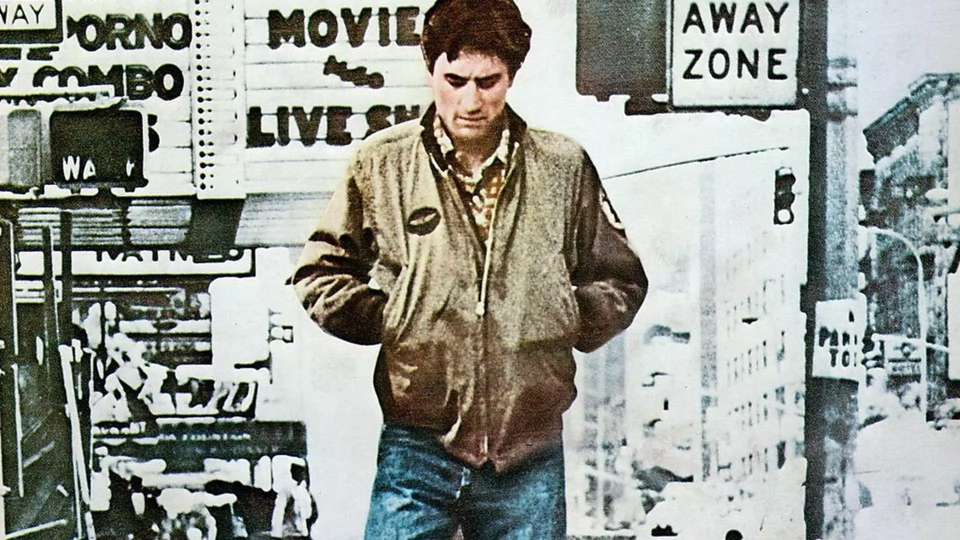 رابرت دنیروی جوان در پوستر سیاه و سفید فیلم Taxi Driver