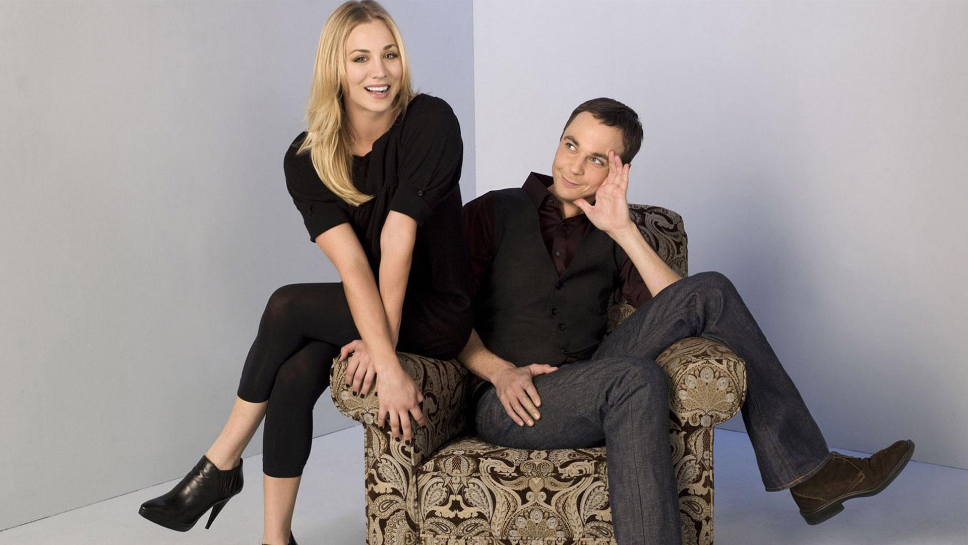 جیم پارسونز و کیلی کوئوکو دو بازیگر اصلی سریال The Big Bang Theory