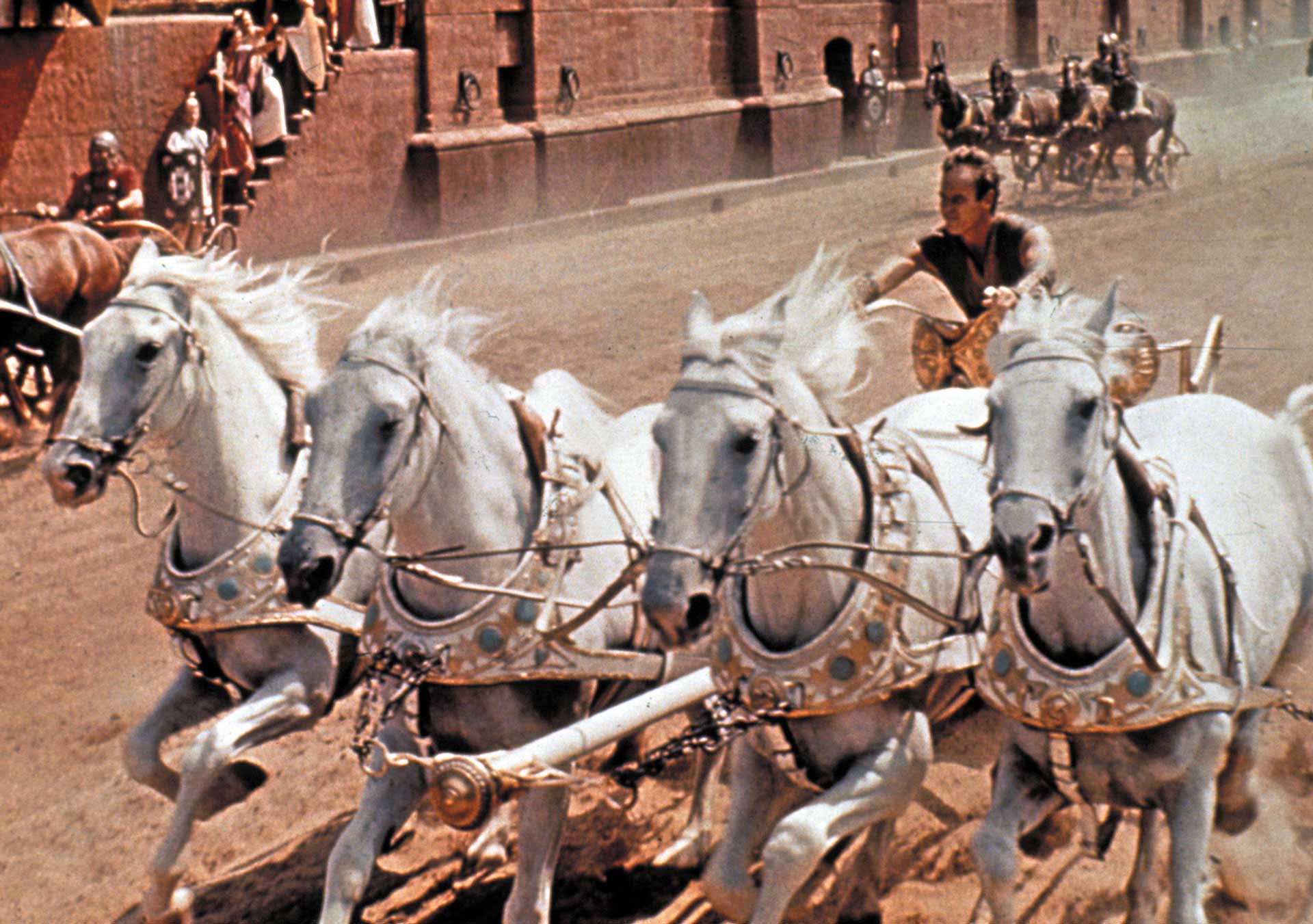 فیلم Ben-Hur سال ۱۹۵۹ میلادی و اسب ها در حال دویدن با نهایت سرعت