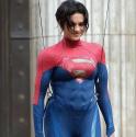 ساشا کال در نقش سوپرگرل در پشت صحنه فیلم The Flash