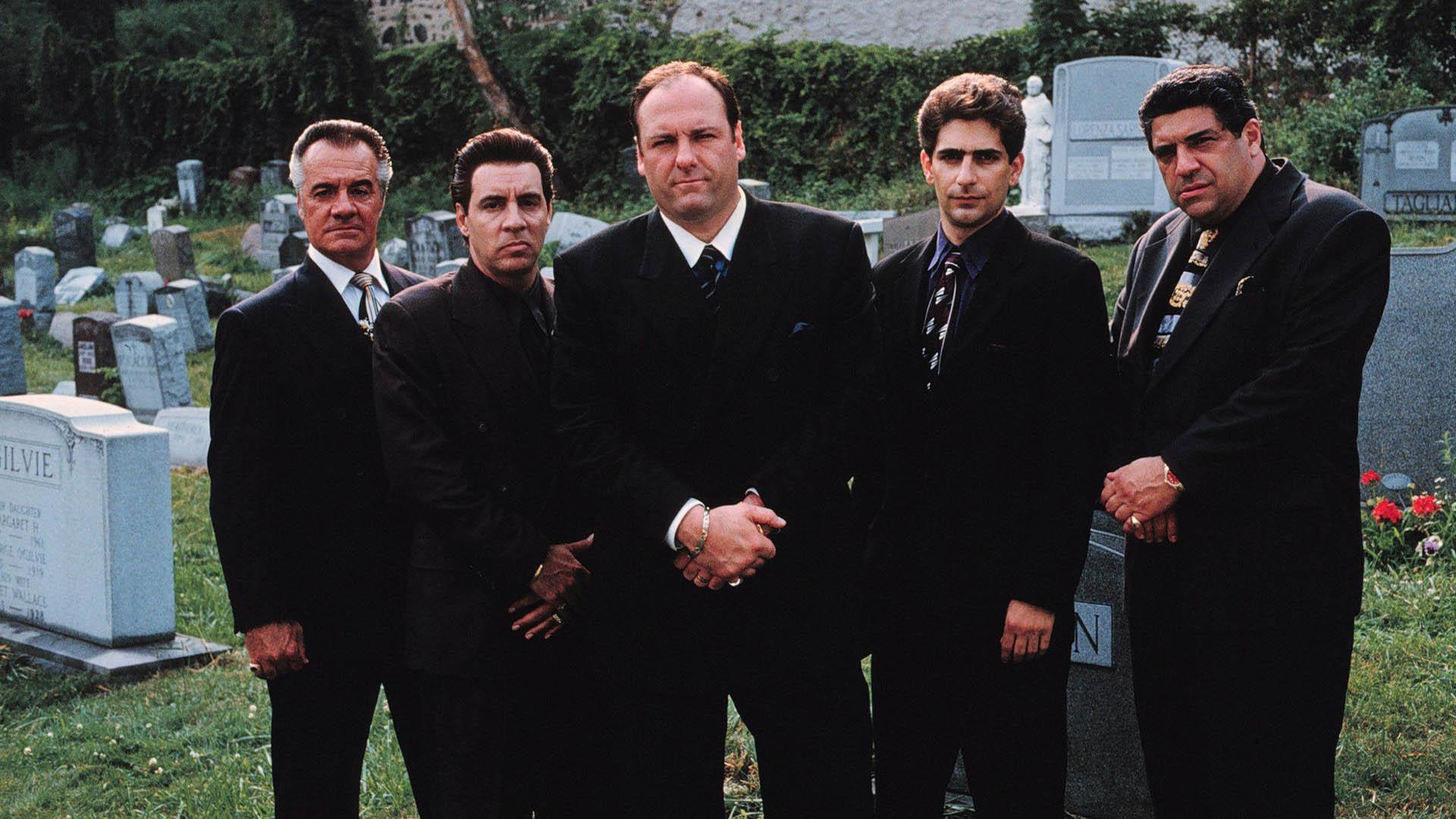 شخصیت‌های مرد اصلی سریال سریال The Sopranos در میان قبرها