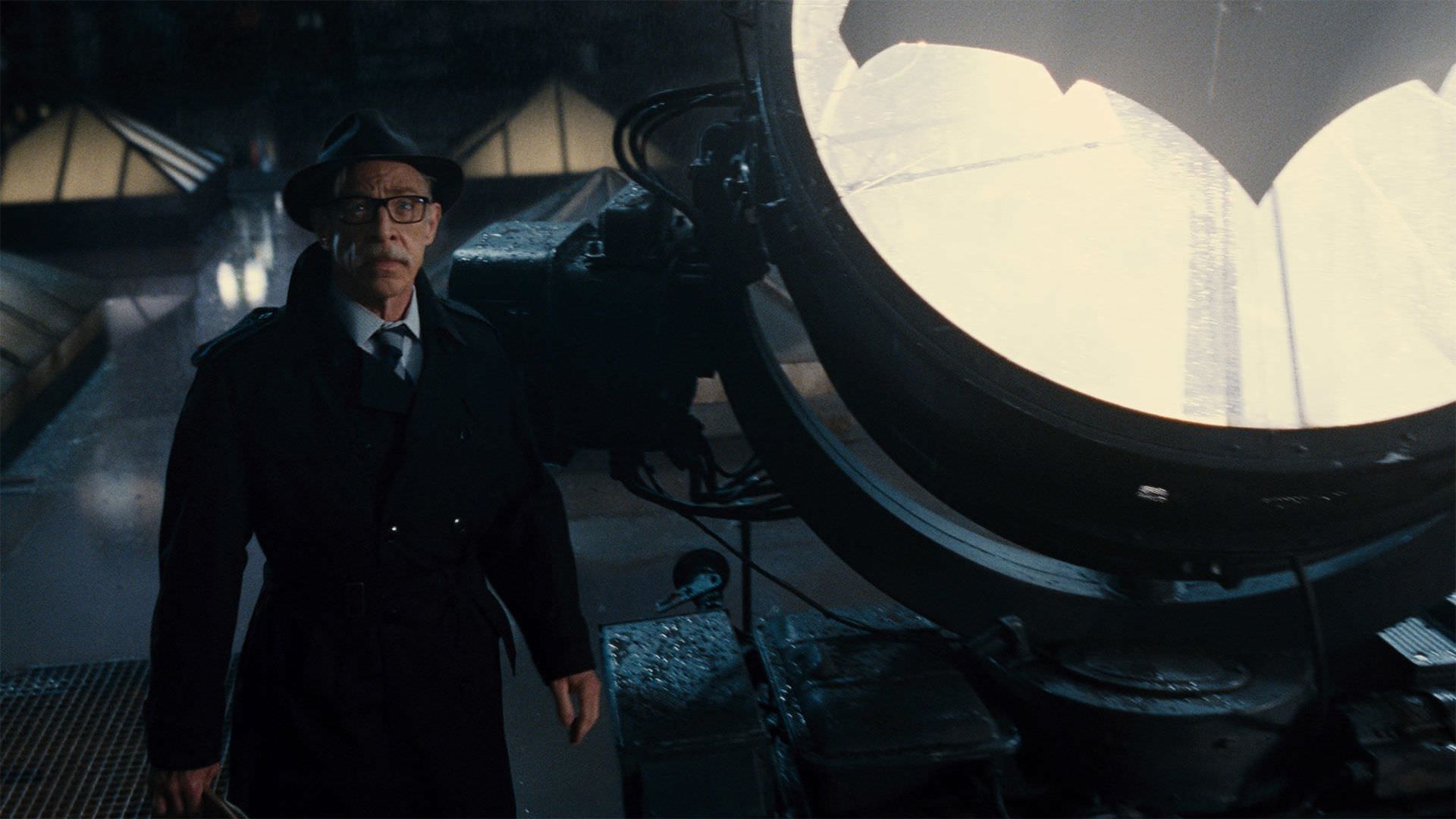 بازگشت جی کی سیمونز برای بازی در نقش جیمز گوردون در فیلم Batgirl