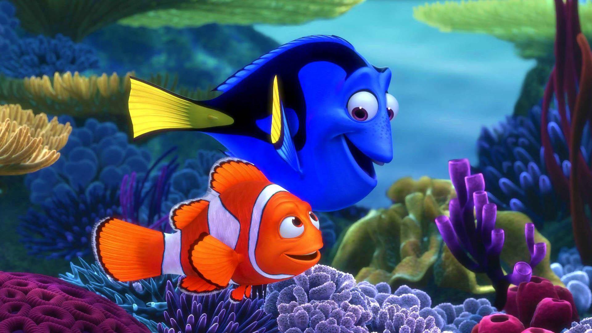 شخصیت‌های دوری و نمو در حال صحبت کردن در انیمیشن Finding Nemo