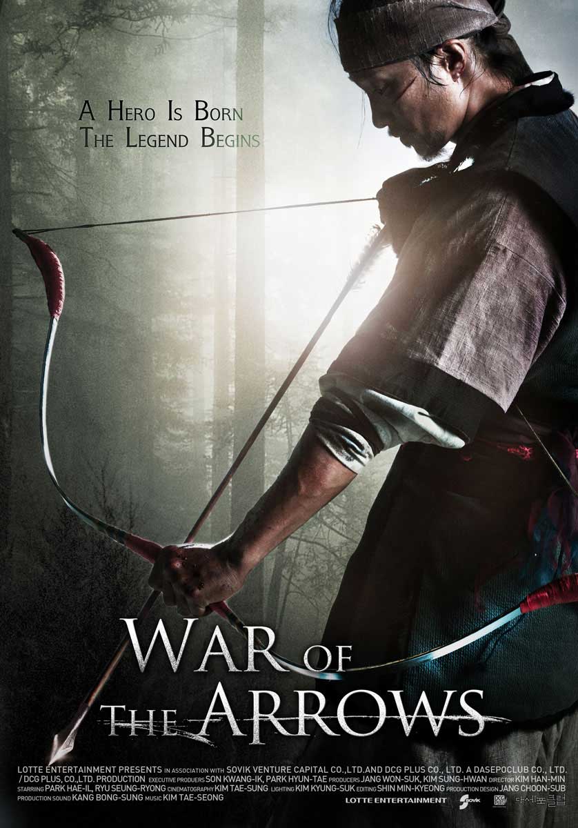 پوستر فیلم War of the Arrows، محصول سال ۲۰۱۱ میلادی سینما کره جنوبی با نمایش تیر و کمان بزرگ