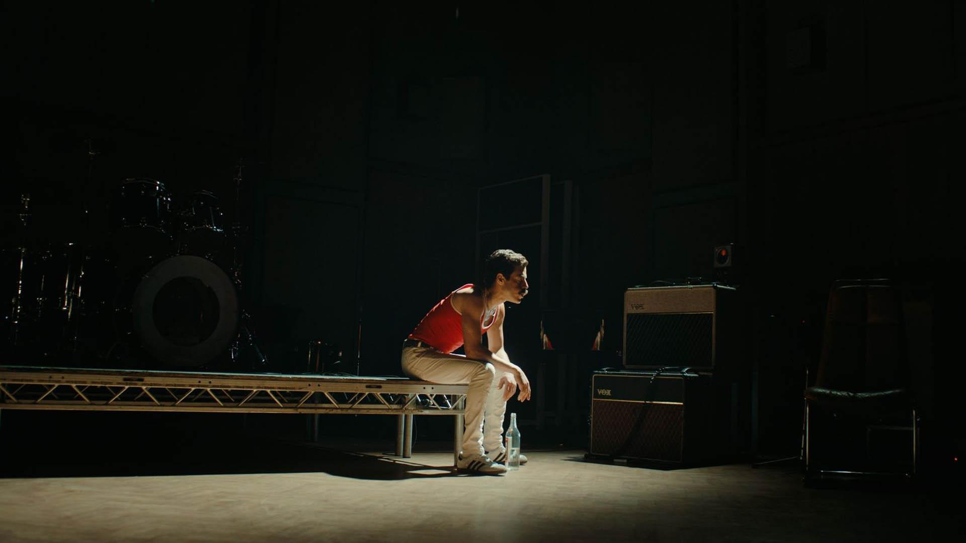 شخصیت فردی مرکوری در اتاقی تاریک در فیلم Bohemian Rhapsody