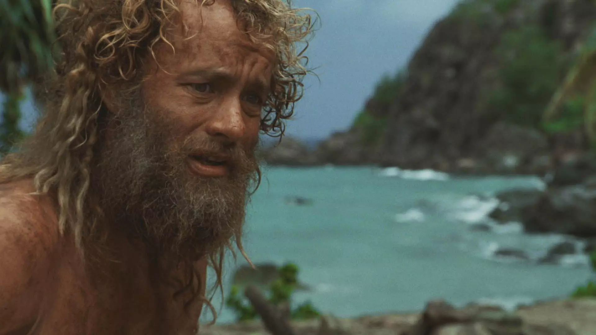 تام هنکس در یک جزیره دور افتاده در فیلم Cast Away