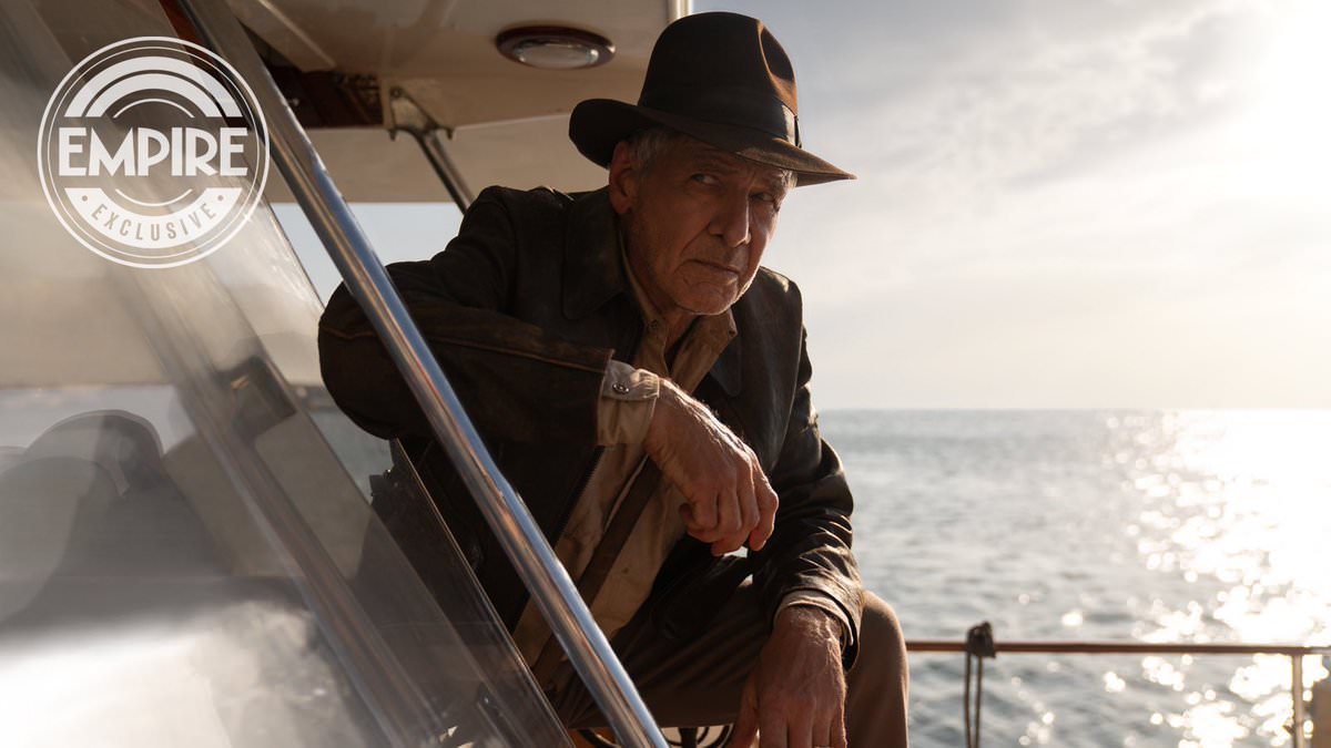 هریسون فورد در نقش ایندیانا جونز در قایق در ایندیانا جونز 5