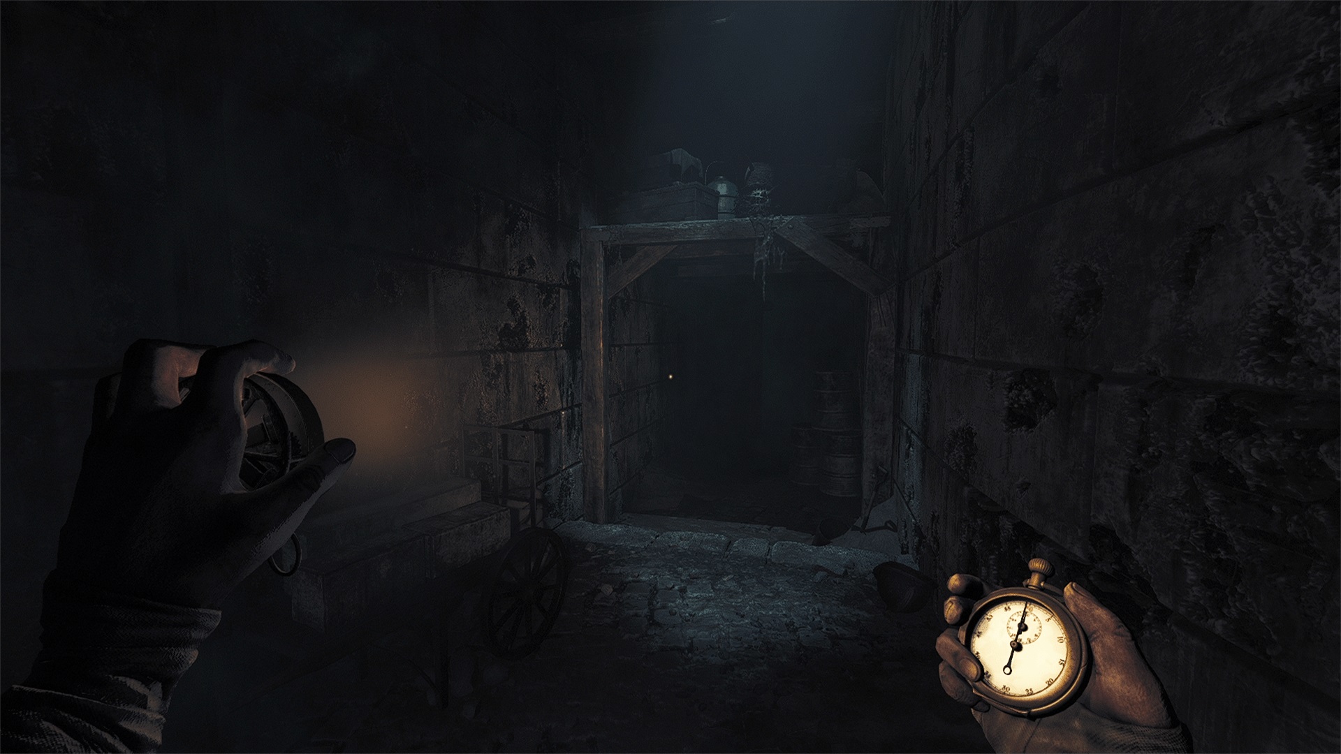 از ساعت و چراغ قوه در محیط تاریک Amnesia: The Bunker استفاده کنید