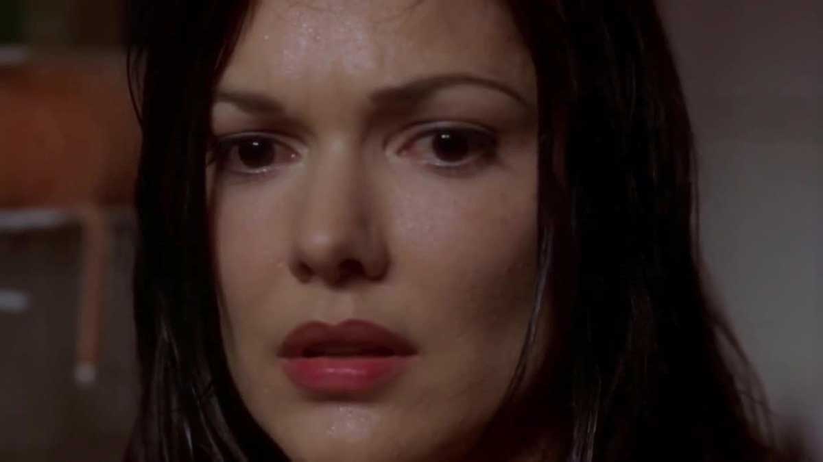 چهره حیرت زده شخصیت زن در فیلم Mulholland Drive محصول سال 2001 به کارگردانی دیوید لینچ (خالق مجموعه Twin Peaks).
