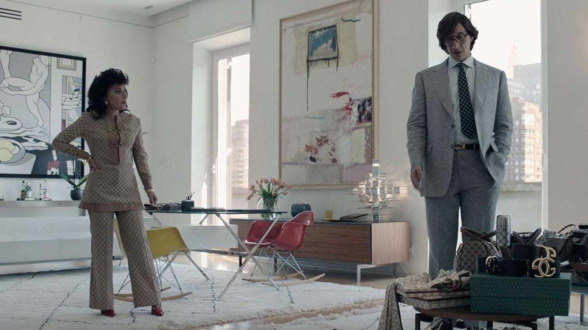 لیدی گاگا و آدام درایور در حال بحث کردن در فیلم خانه گوچی