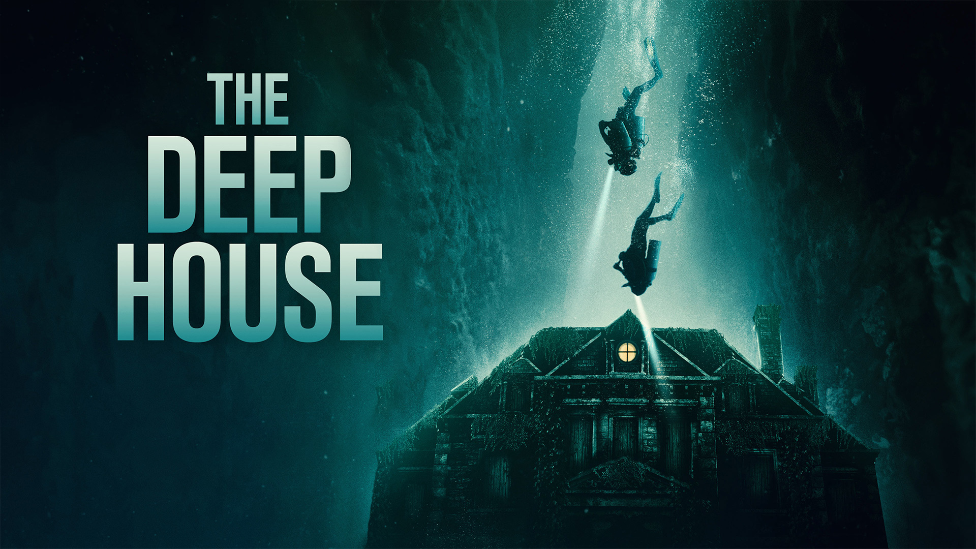 نقد فیلم خانه عمیق (The Deep House) | وحشت در اعماق دریاچه
