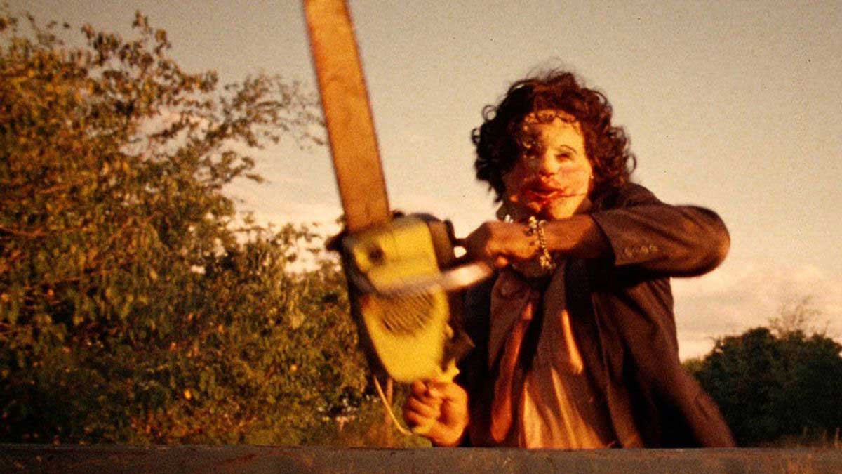 اره برقی بزرگ در فیلم The Texas Chain Saw Massacre، محصول سال ۱۹۷۴ میلادی