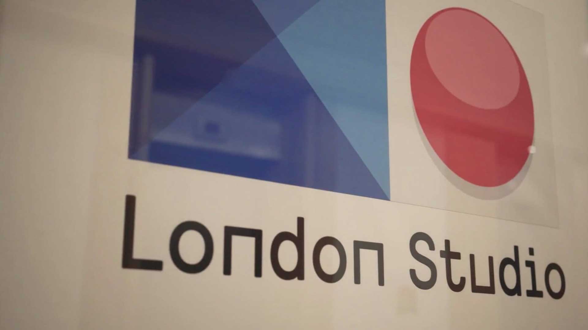 لوگو رسمی استودیو لندن پلی استیشن شرکت سونی