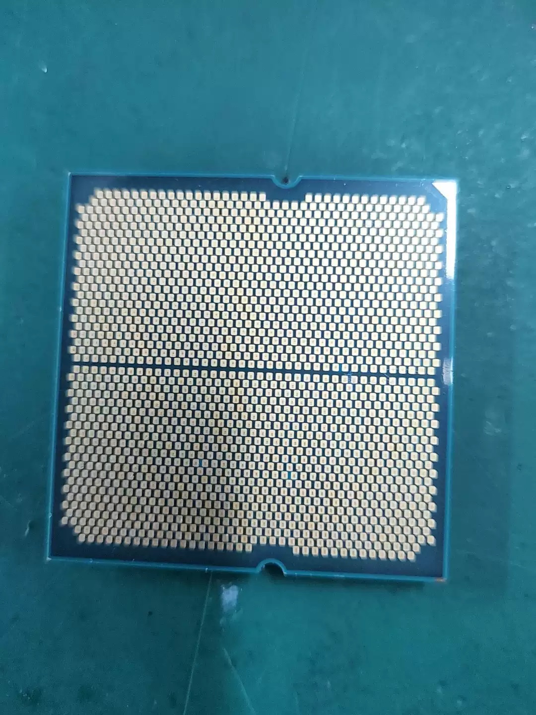 فروش پردازنده AMD Ryzen 5 7600X در چین