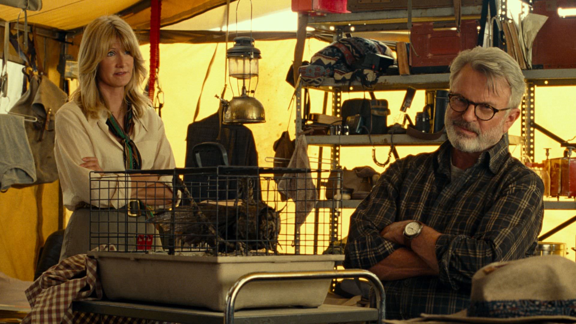 سم نیل و لورا درن در فیلم Jurassic World Dominion