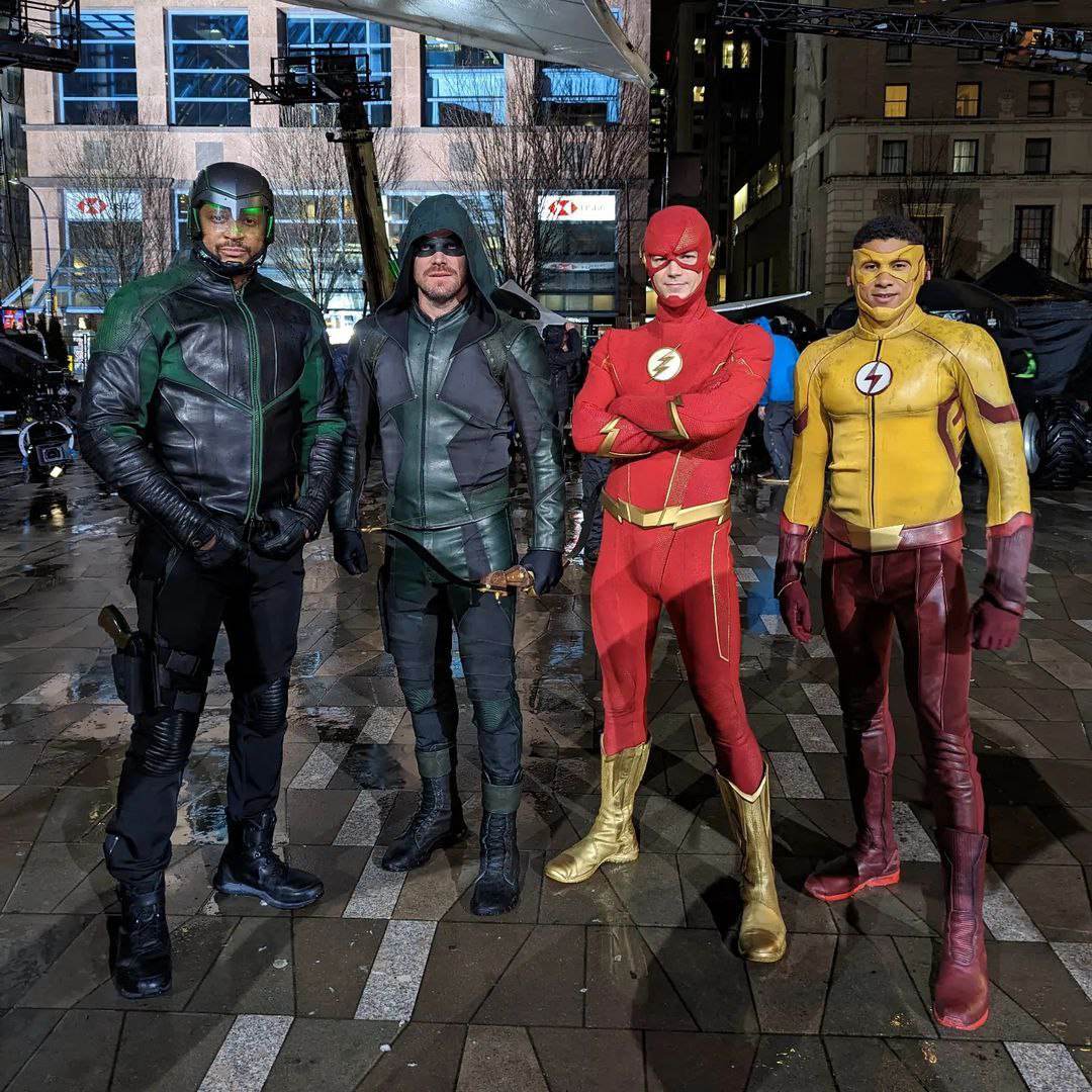 The Flash، Green Archer، Kid Flash و Spartan در پشت صحنه فصل نهم The Flash 