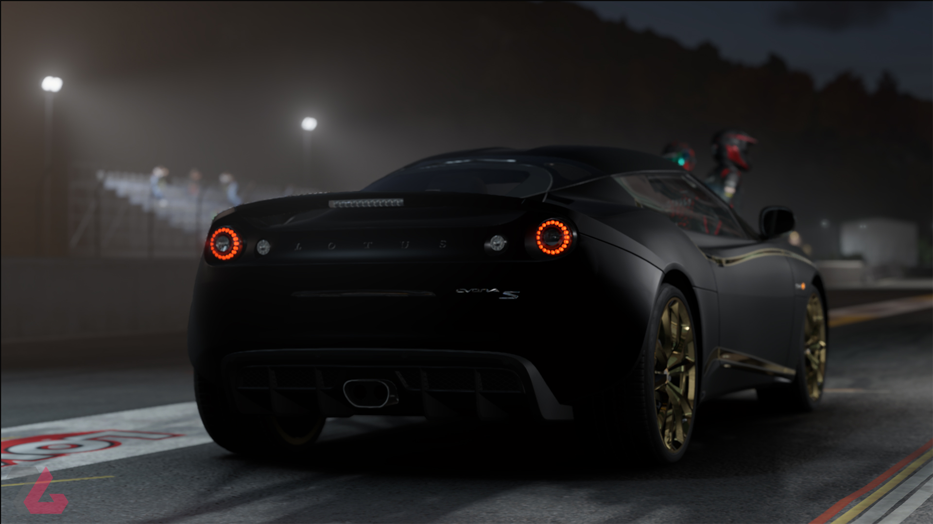 ماشین لوتوس و مسابقه در شب بازی بازی Forza Motorsport
