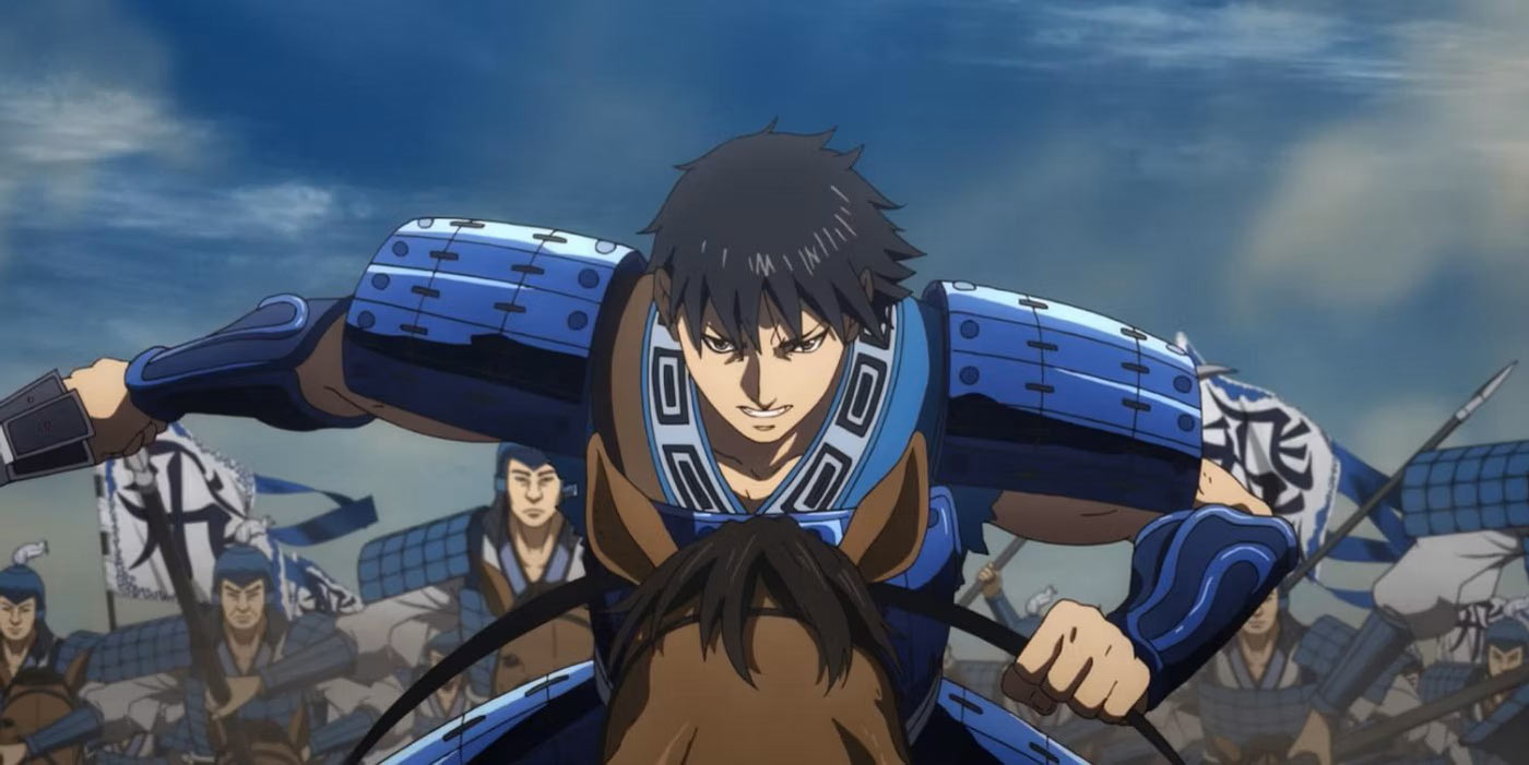 Un jeune homme en armure montant à cheval en première ligne de l'armée de l'anime Kingdom